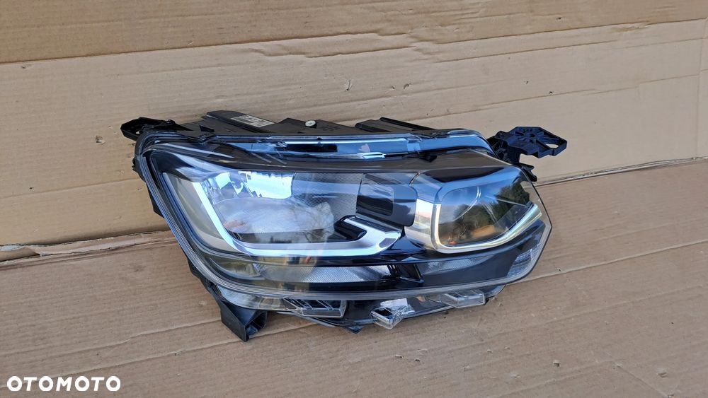 TOYOTA PROACE CITY PRAWA LAMPA PRAWY PRZÓD 9835780580 73278215 - 3