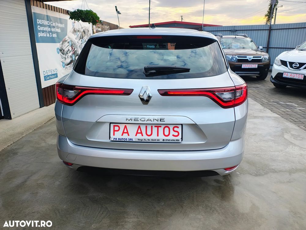 Renault Megane Grandtour dCi 95 FAP Paris Business - 10