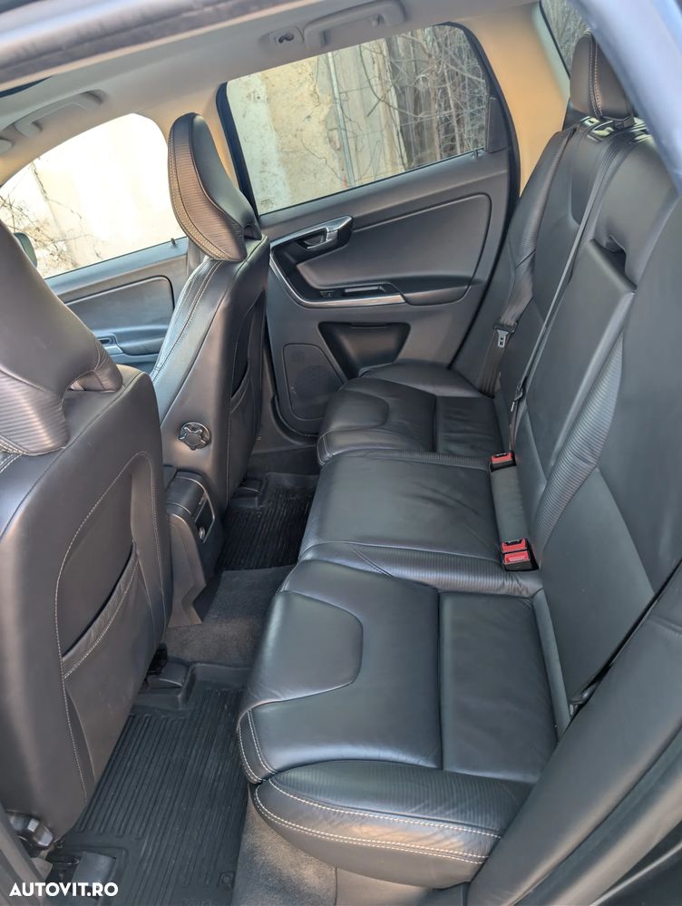 VOLVO XC60 2012 — imagine 9