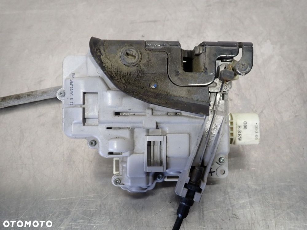ZAMEK PRAWY TYŁ DRZWI SEAT LEON II - 4