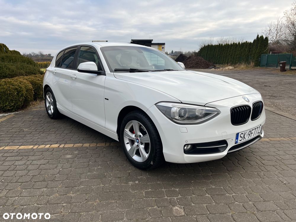 BMW Seria 1 118d Sport Line - 2