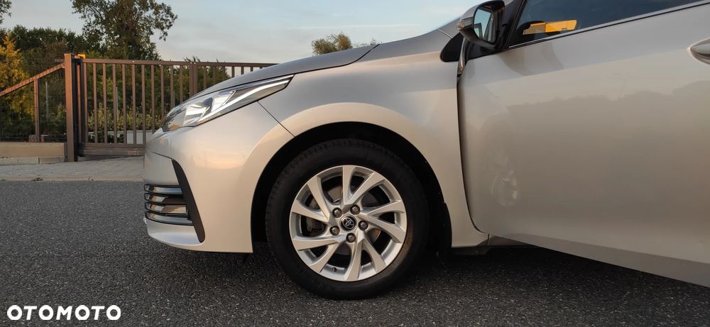 Toyota Corolla 1.6 Comfort - 15