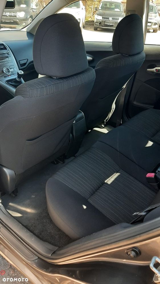 Toyota Auris 1.6 VVT-i Sol - 17