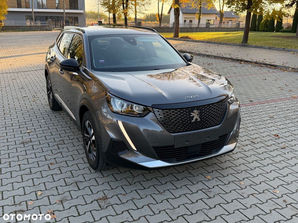 Peugeot 2008 1.5 BlueHDi Allure S&S EAT8 - 3