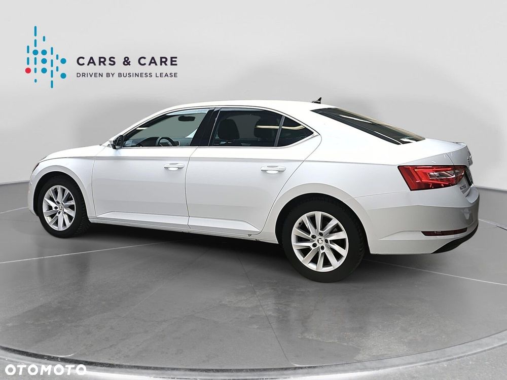 Skoda Superb 2.0 TDI SCR Ambition DSG - 22
