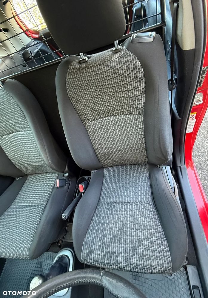 Toyota Yaris 1.0 Luna - 9