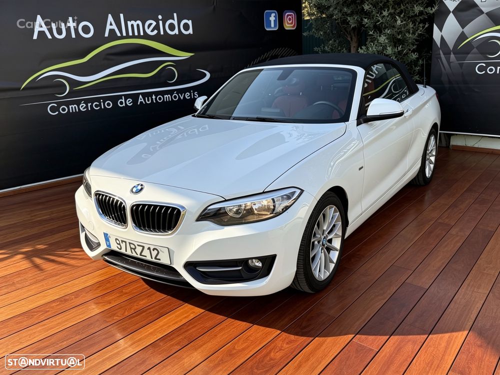 BMW 218 i Cabrio Line Sport Auto - 2