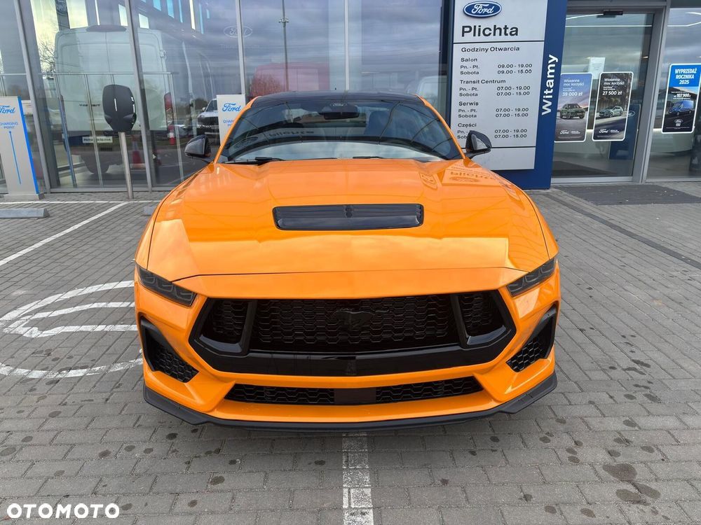Ford Mustang - 5