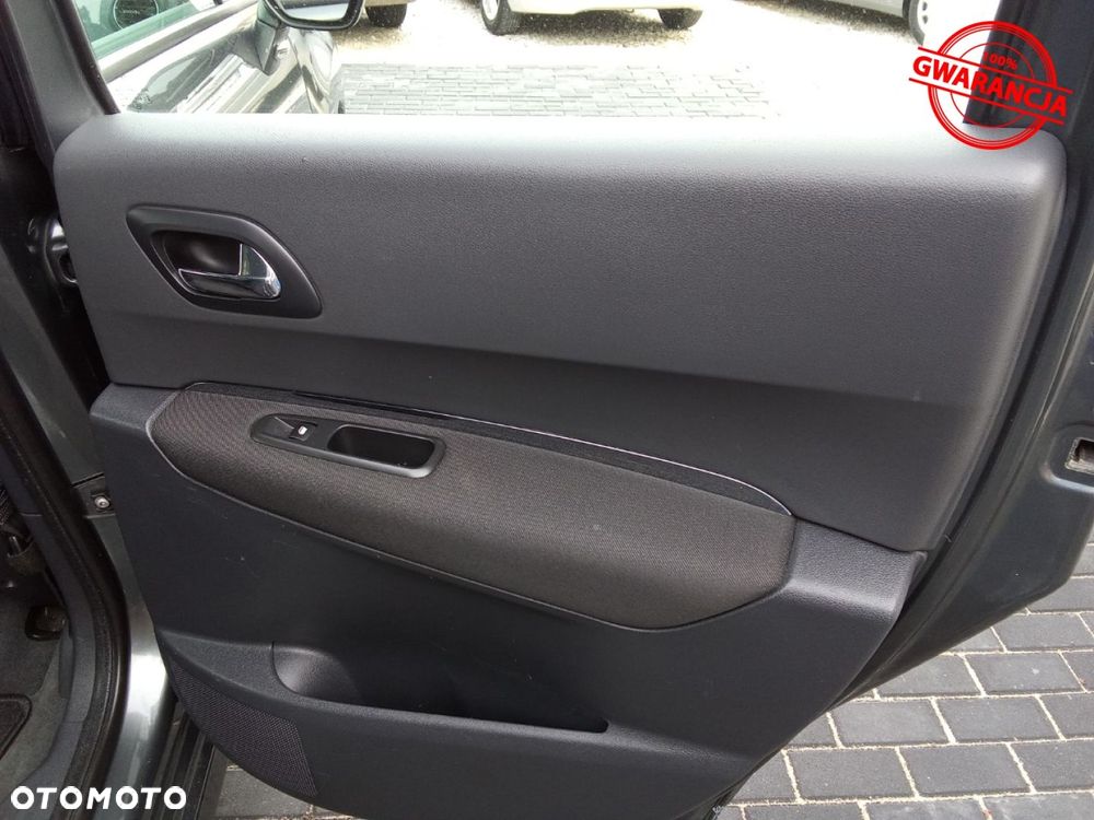 Peugeot 3008 120 VTi Premium - 36