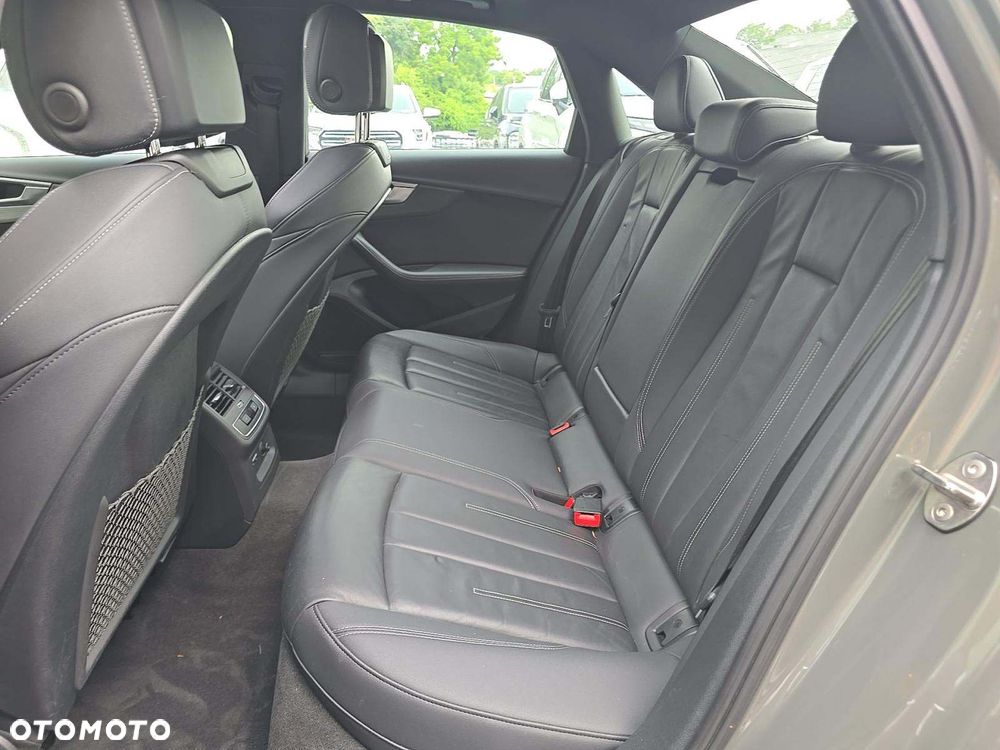 Audi A4 Limousine 45 TFSI quattro S tronic S line - 9