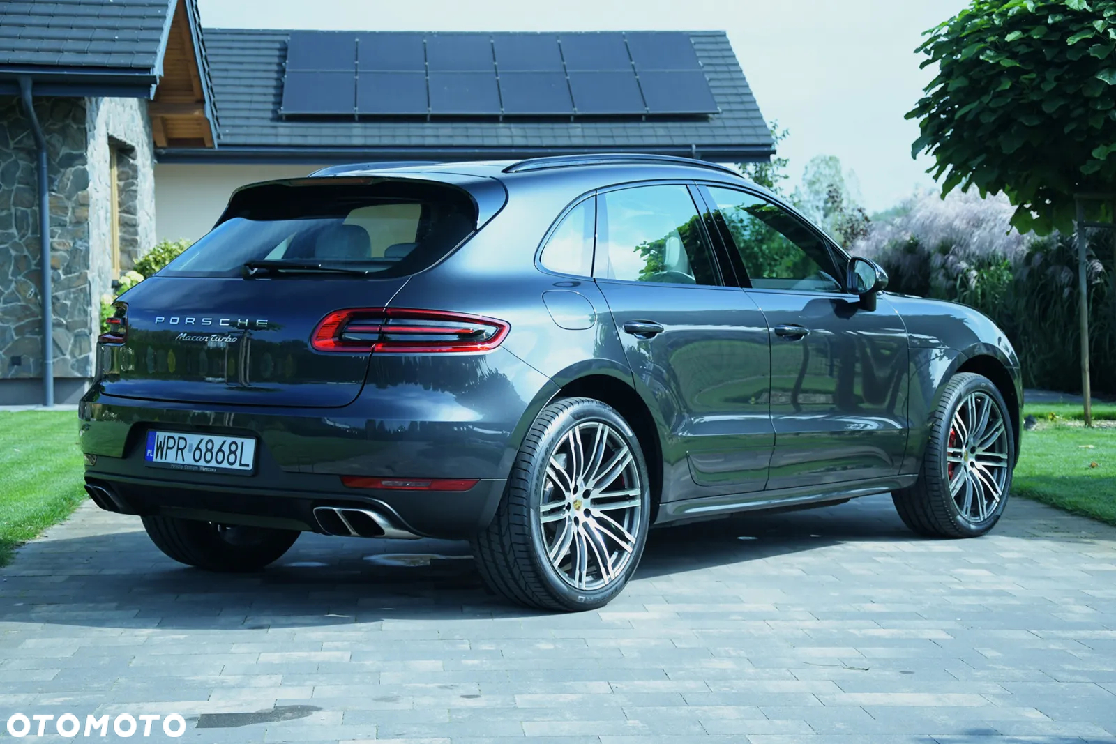 Porsche Macan Turbo - 6