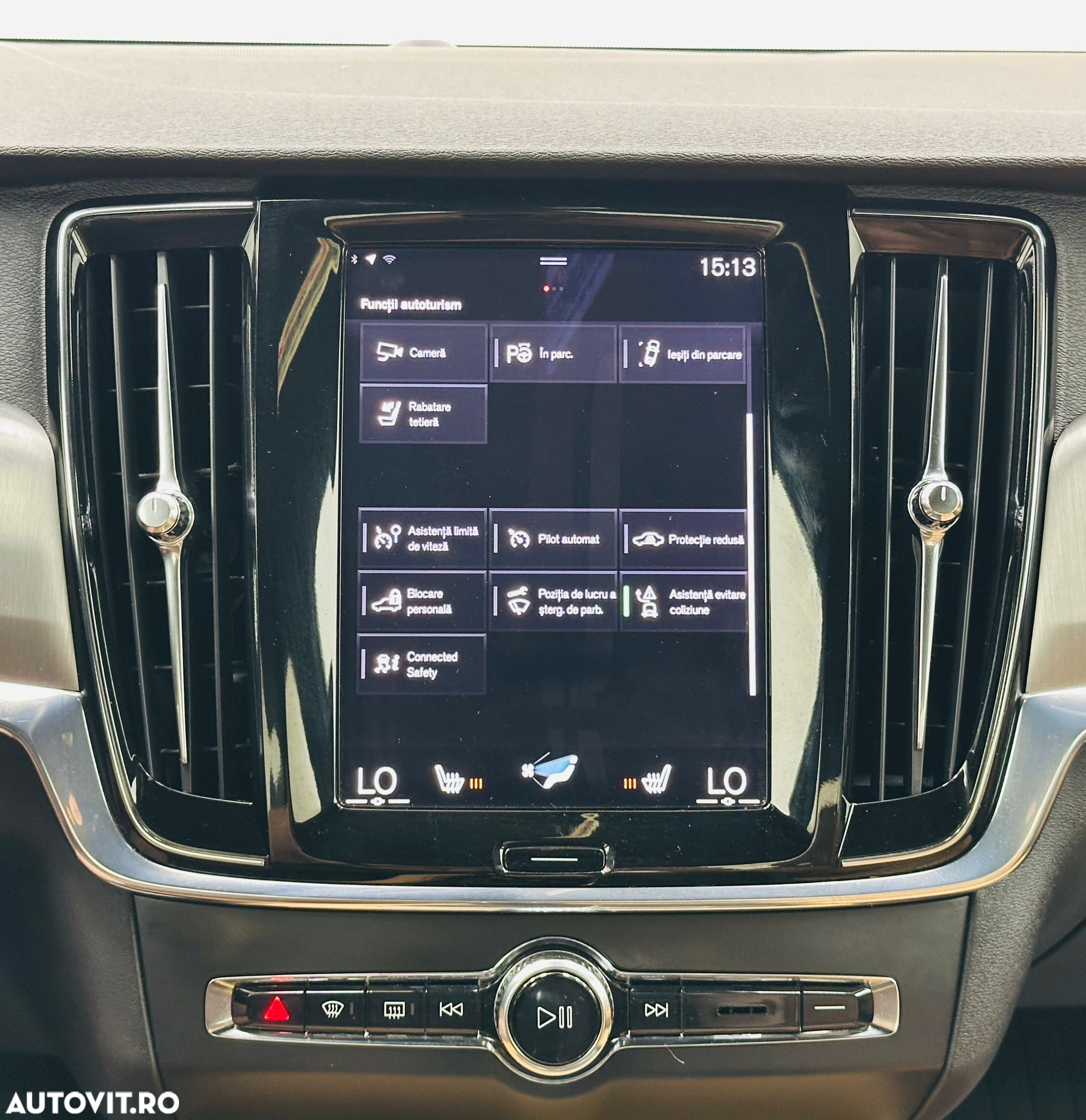 Volvo S90 - 37