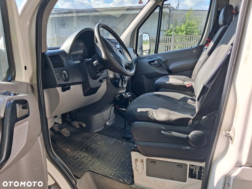 Volkswagen CRAFTER - 7