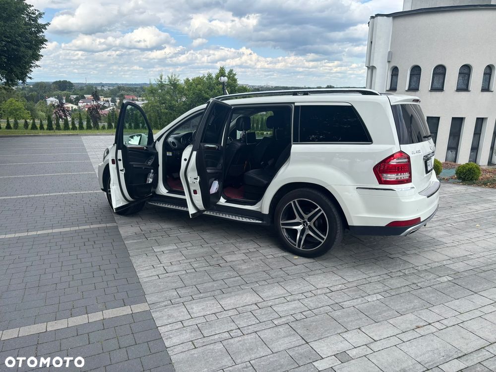 Mercedes-Benz GL 450 - 12