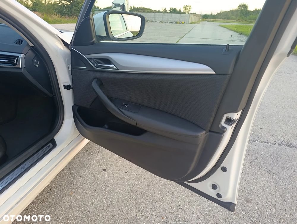BMW Seria 5 520d - 17