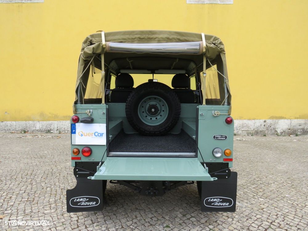 Land Rover Defender - 23