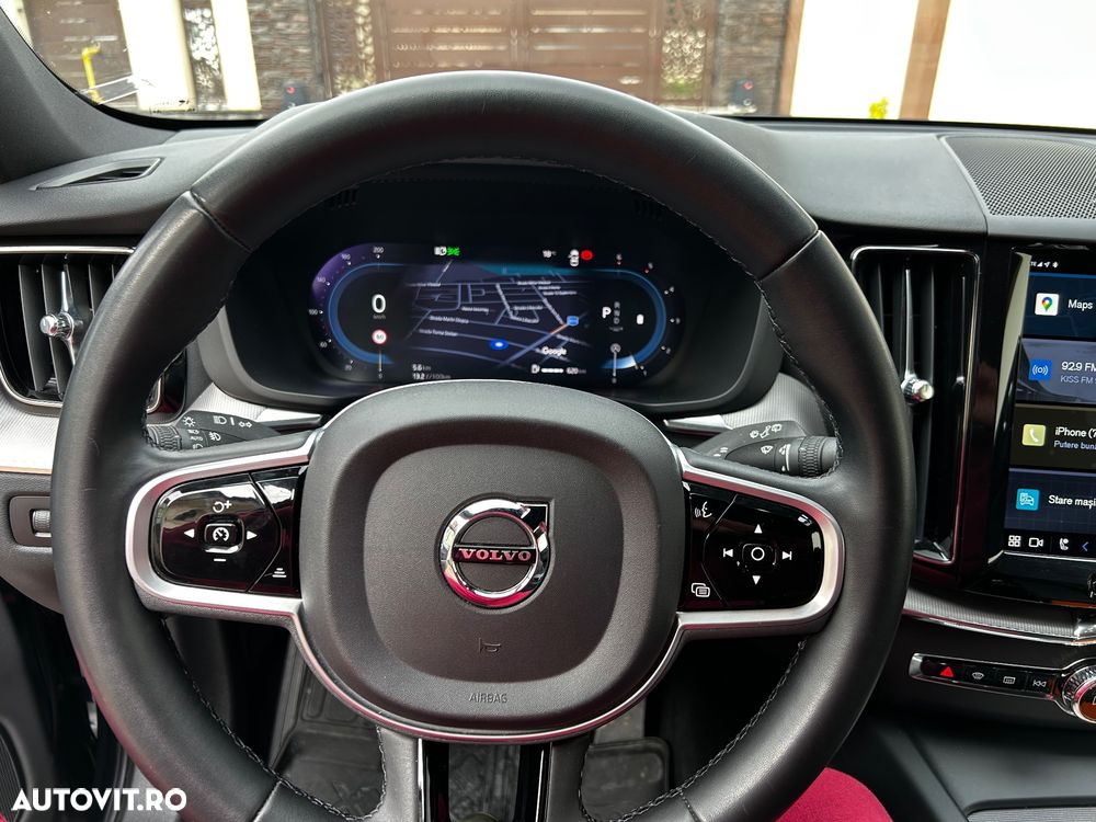 Volvo XC 60 B4 D AWD Ultimate Dark - 12