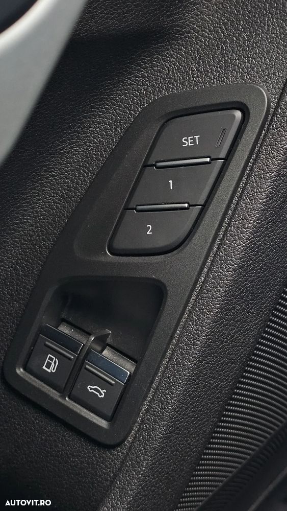 Audi Q3 45 TFSIe S tronic - 8