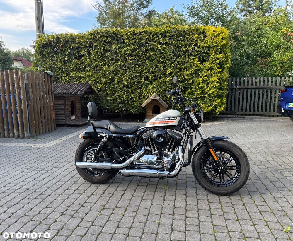 Harley-Davidson Sportster Forty-Eight - 2