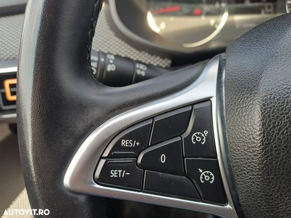 Dacia Sandero Stepway TCe 90 MT6 Comfort - 14