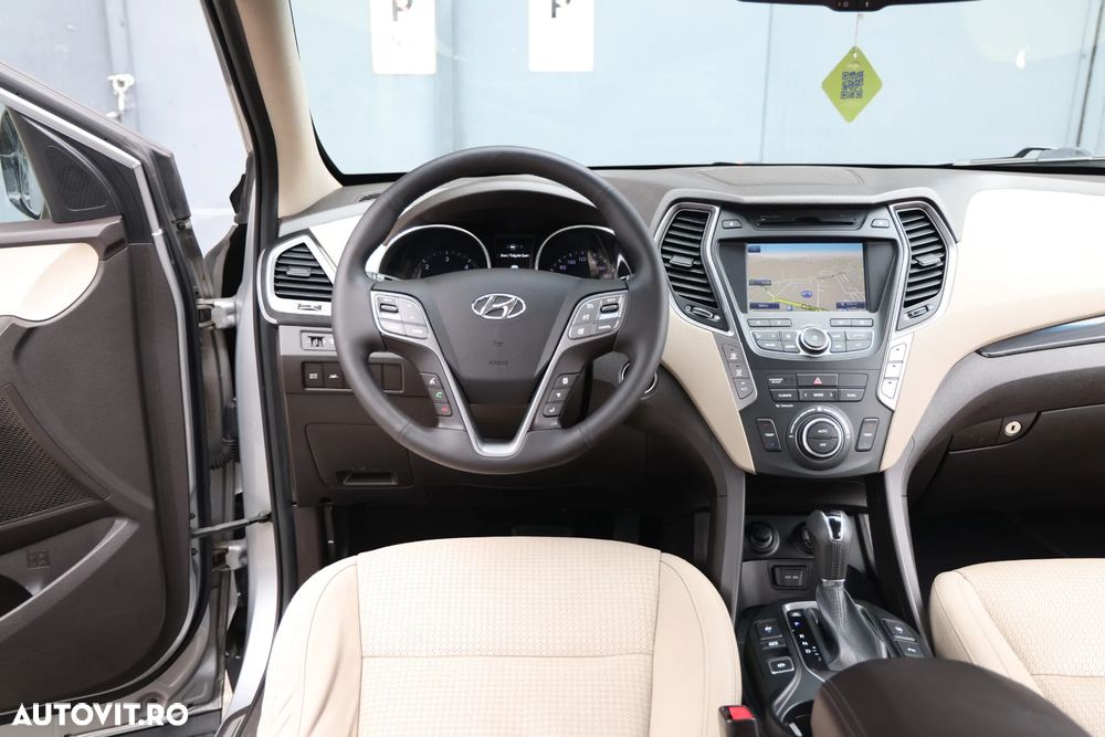 Hyundai Santa Fe 2.2 CRDi 4WD Automatik Premium - 6