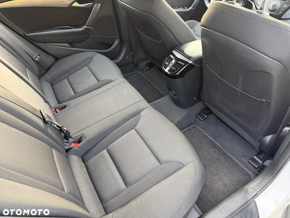 Hyundai i40 Kombi 1.6 Trend - 15