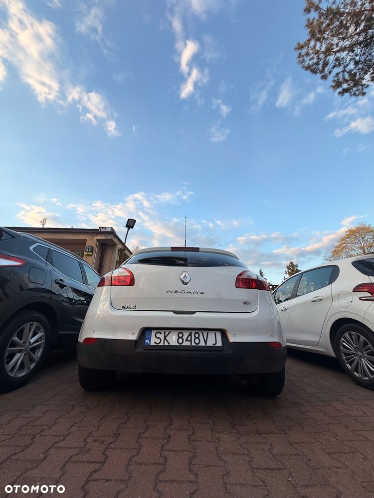 Renault Megane ENERGY dCi 110 Start & Stop Paris - 11