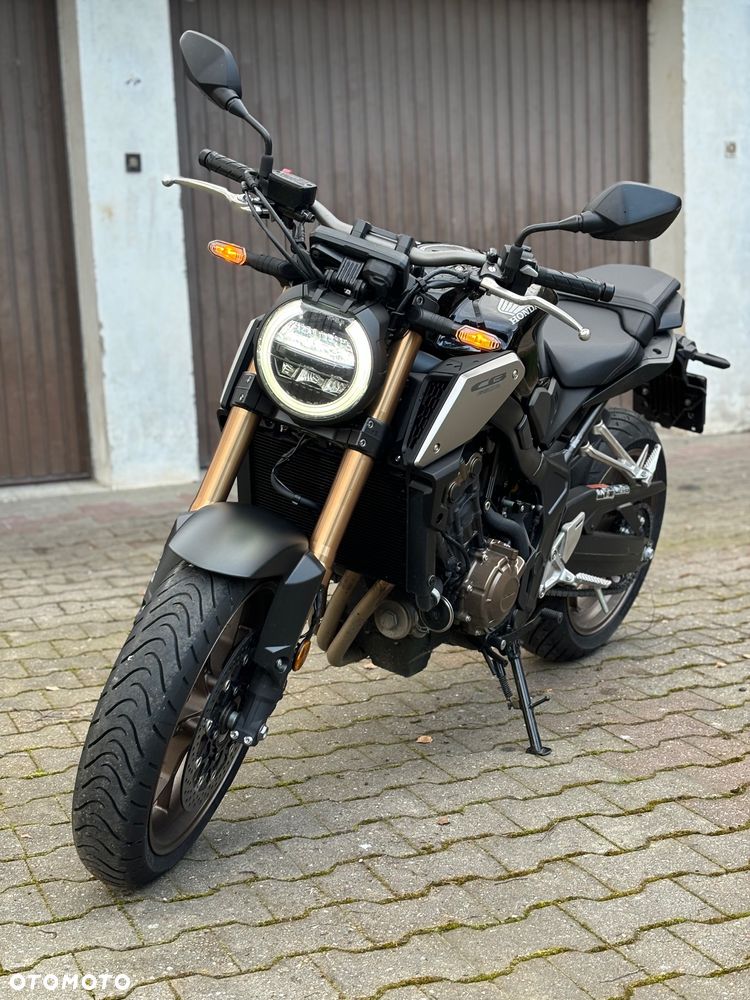 Honda CB - 4