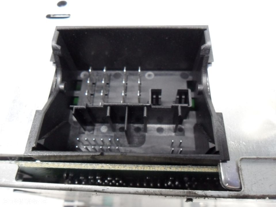 FORD FOCUS MK2 04-07 RADIO - 5