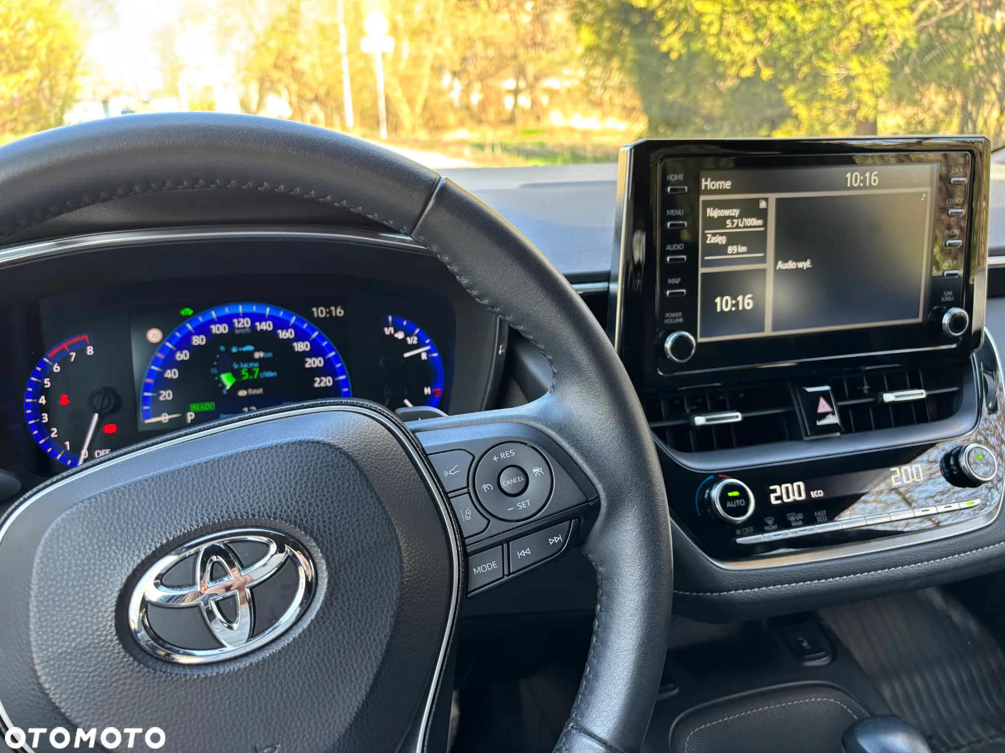 Toyota Corolla 2.0 Hybrid Style - 11