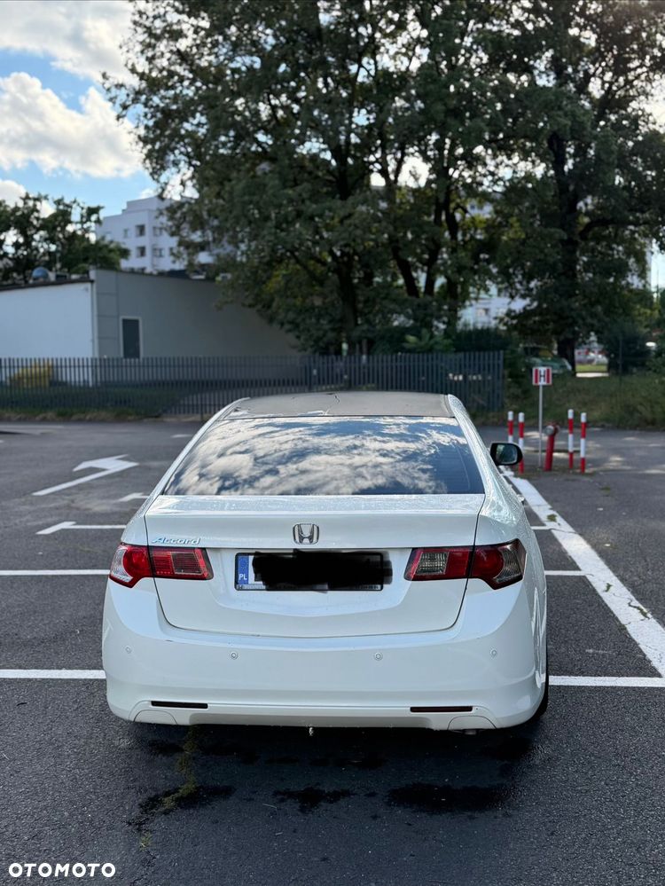 Honda Accord - 4
