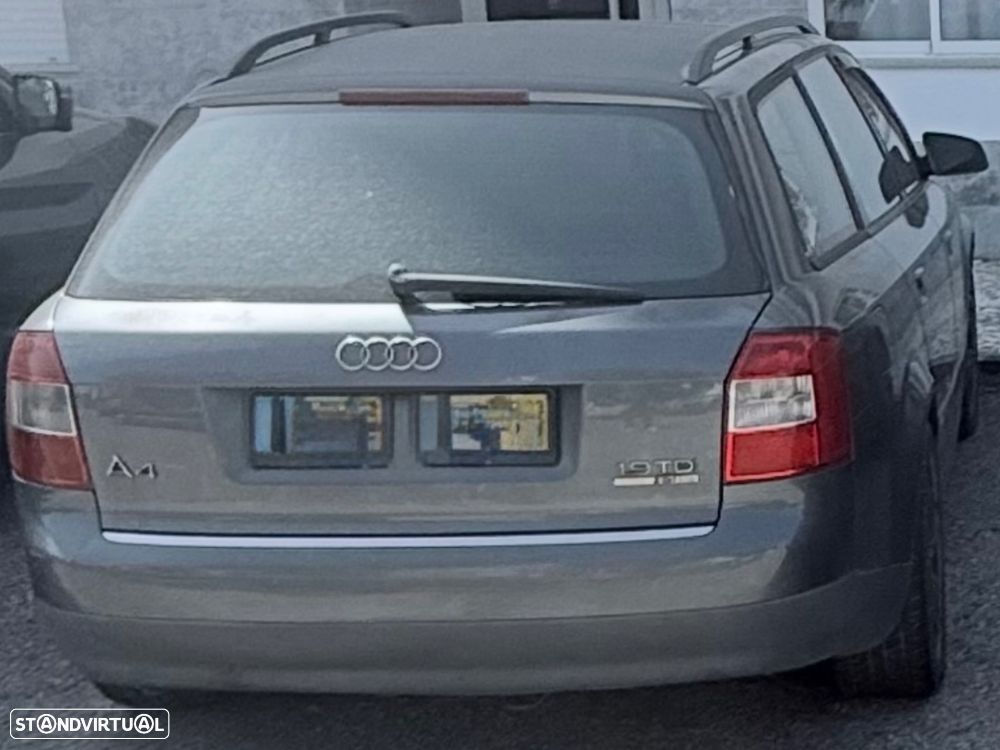 Audi A4 Avant 2003 photo 3