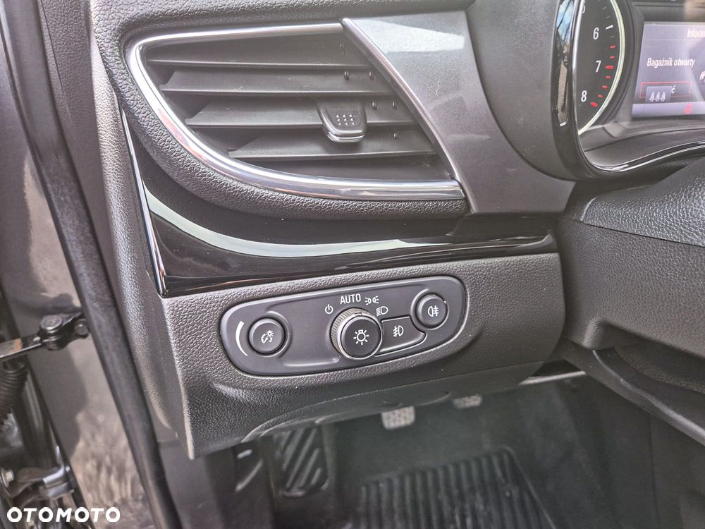 Opel Mokka X 1.4 T Design Line S&S - 27