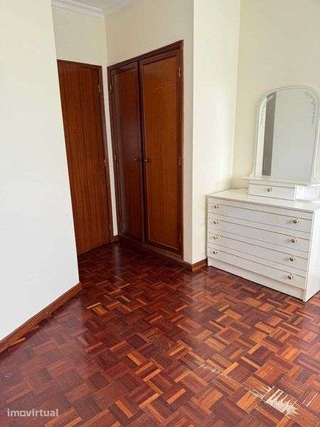 Apartamento centro Oliveria do Hospital - Grande imagem: 3/12