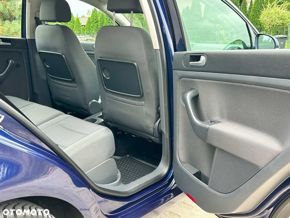 Volkswagen Golf Plus 1.9 TDI Comfortline DSG - 21