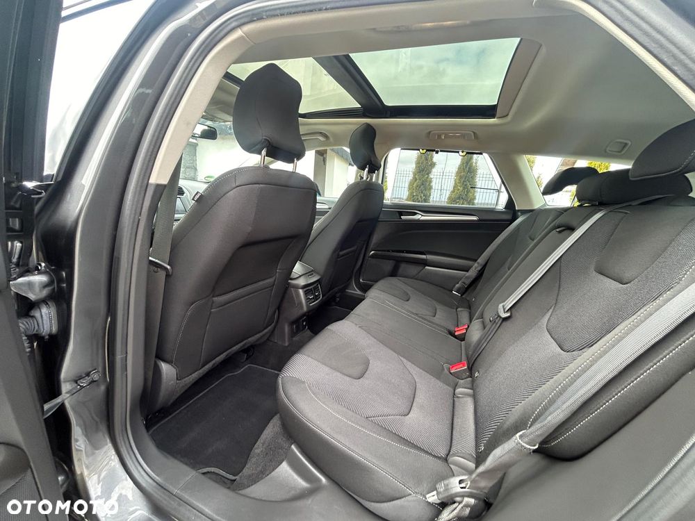 Ford Mondeo 2.0 TDCi STart-Stopp Titanium - 24
