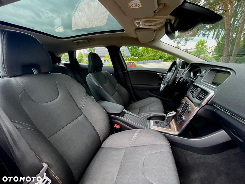 Volvo V40 - 11