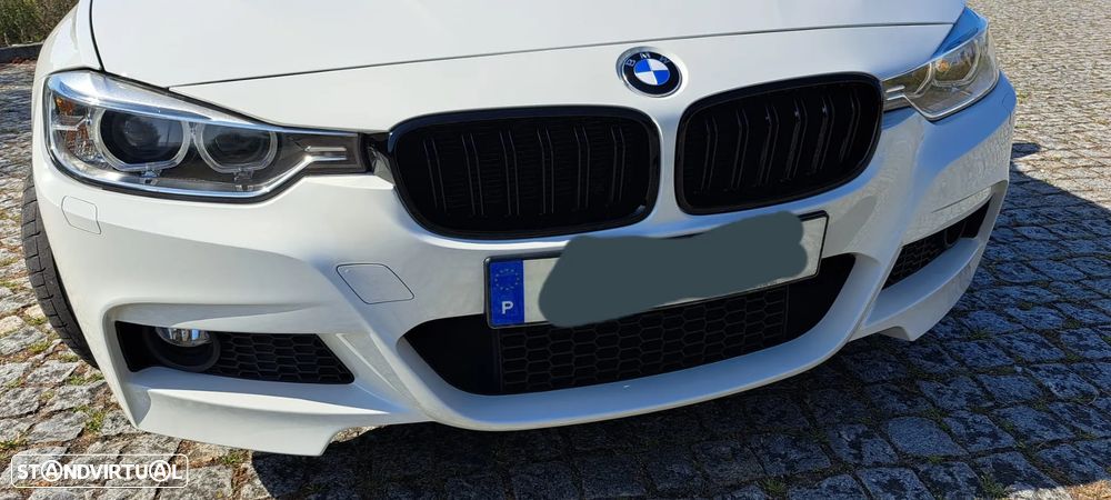 BMW 320 d Sport Line - 2