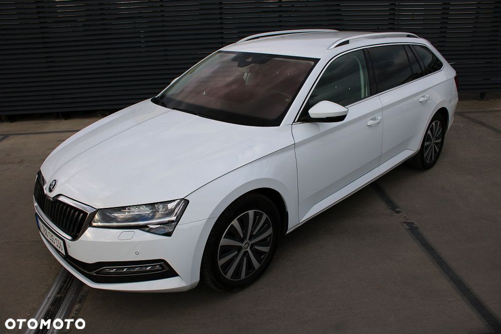 Skoda Superb 2.0 TDI SCR Style DSG - 21