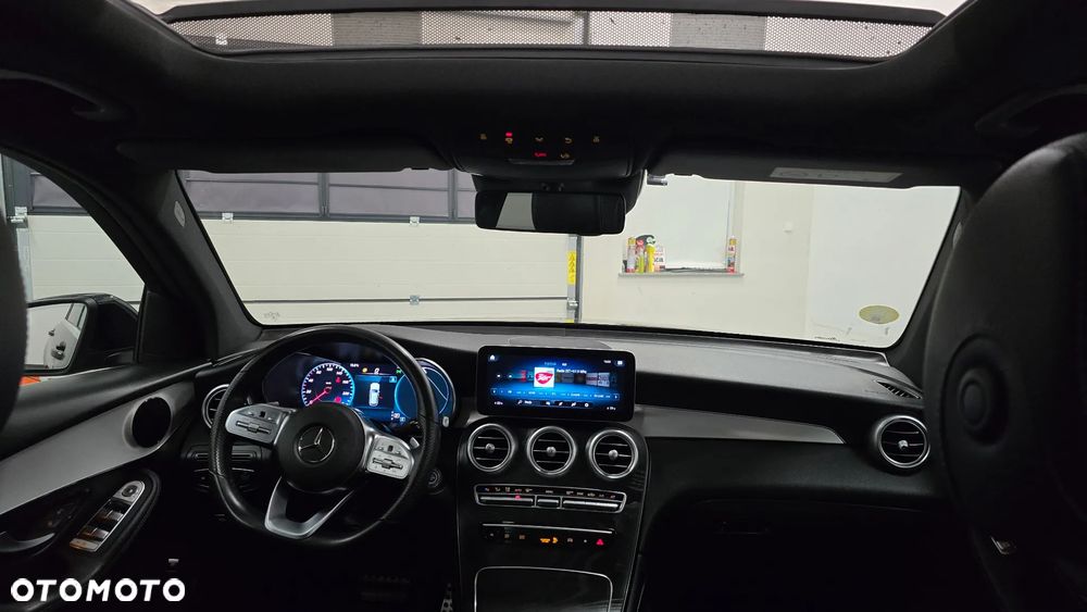 Mercedes-Benz GLC 220 d 4Matic 9G-TRONIC AMG Line Plus - 7
