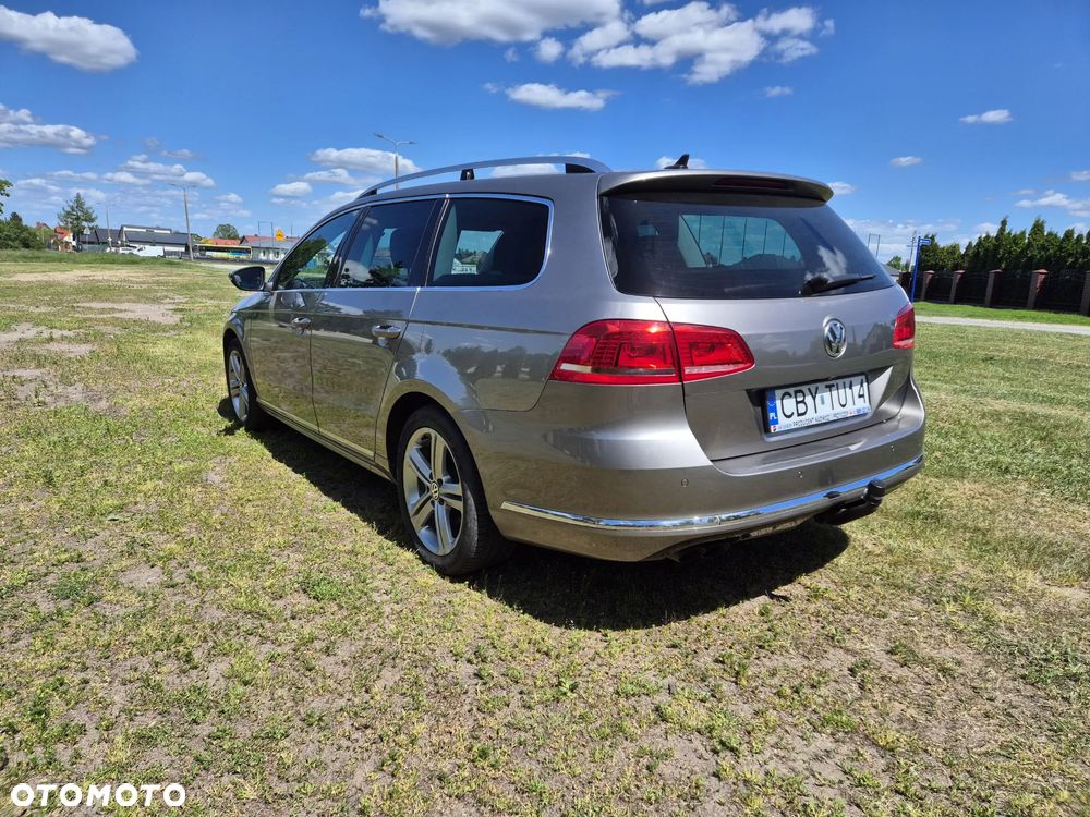 Volkswagen Passat Variant 2.0 TDI Highline R-Style DSG - 6