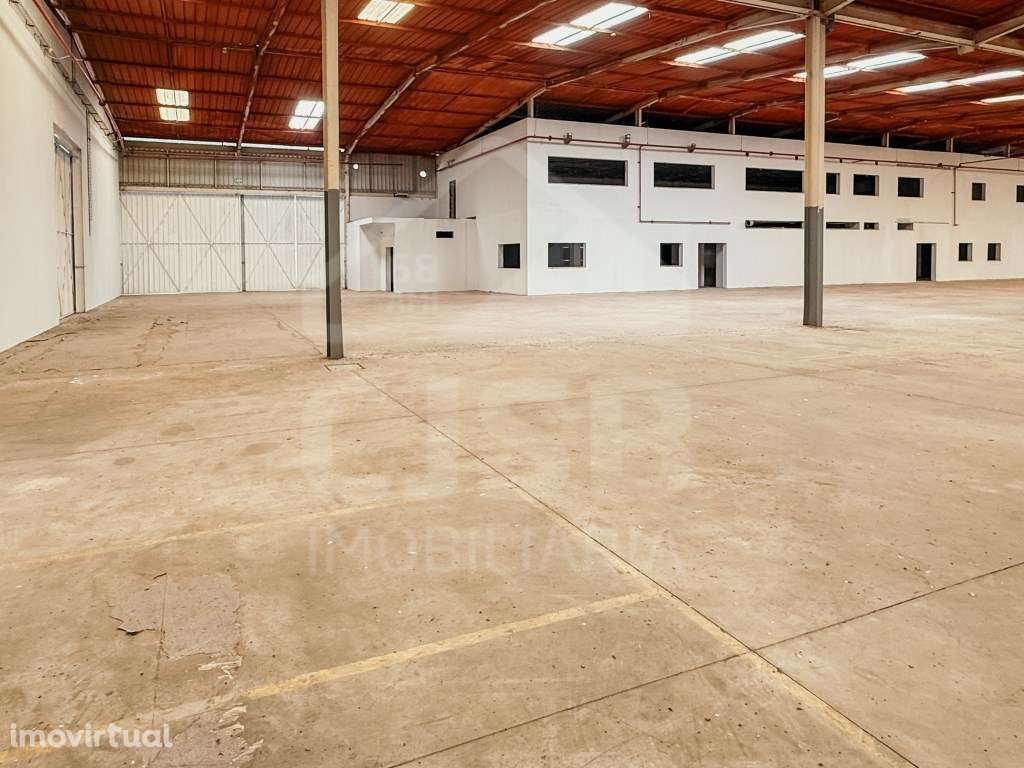 Armazém Industrial - Grande imagem: 3/23