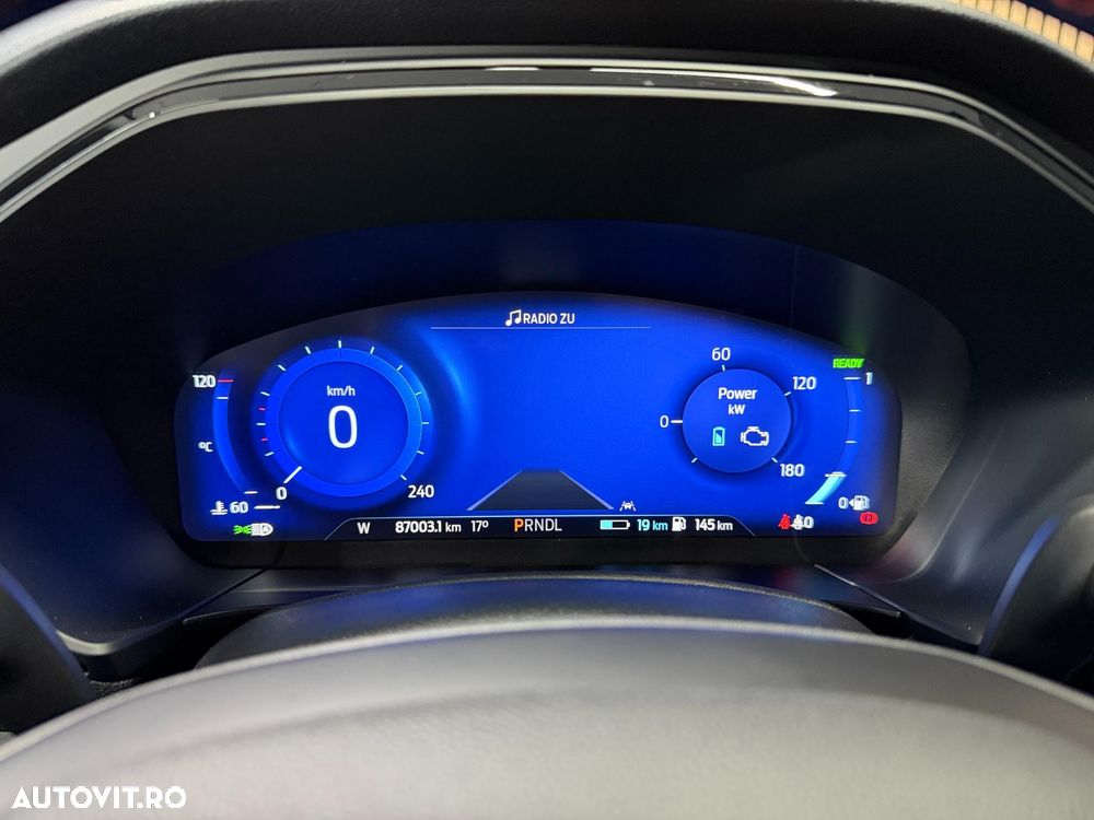 FORD Kuga 2022 — imagine 38