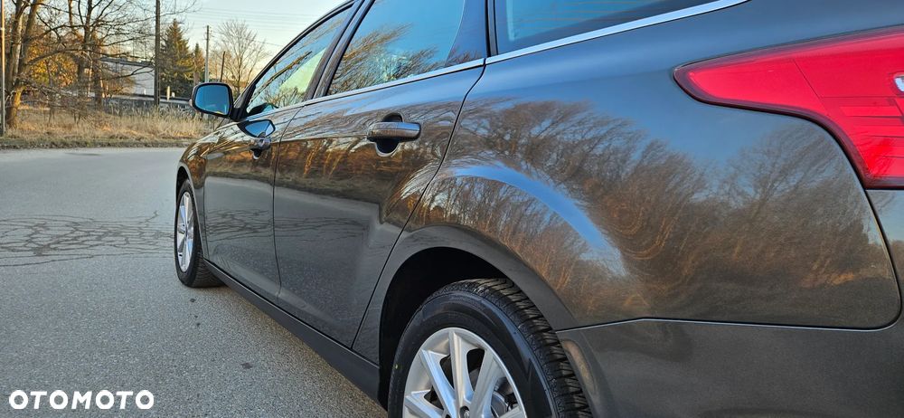 Ford Focus 1.0 EcoBoost Hybrid TITANIUM STYLE - 11