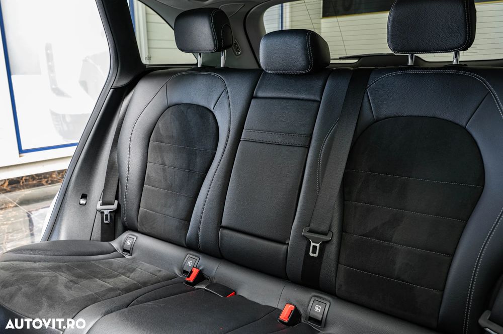 Mercedes-Benz GLC 250 d 4MATIC 9G-TRONIC AMG Line - 34