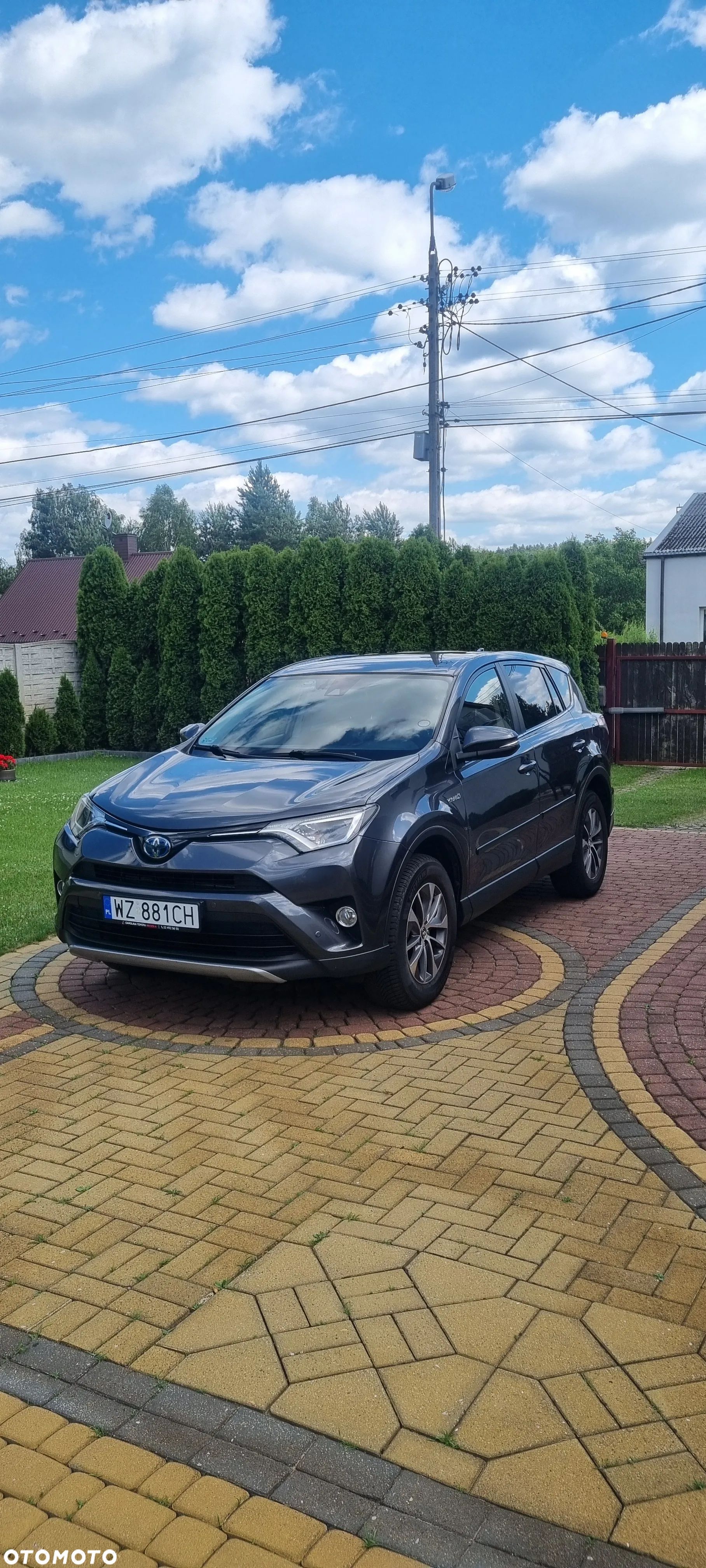 Toyota RAV4 - 1