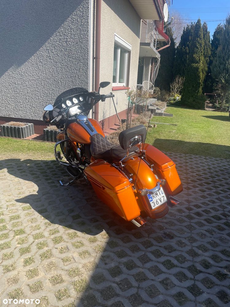 Harley-Davidson CVO Street Glide - 3