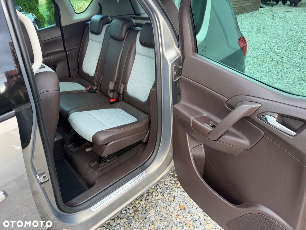 Opel Meriva 1.4 T Cosmo - 13