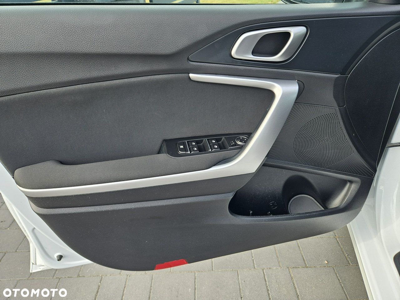 Kia Ceed - 12