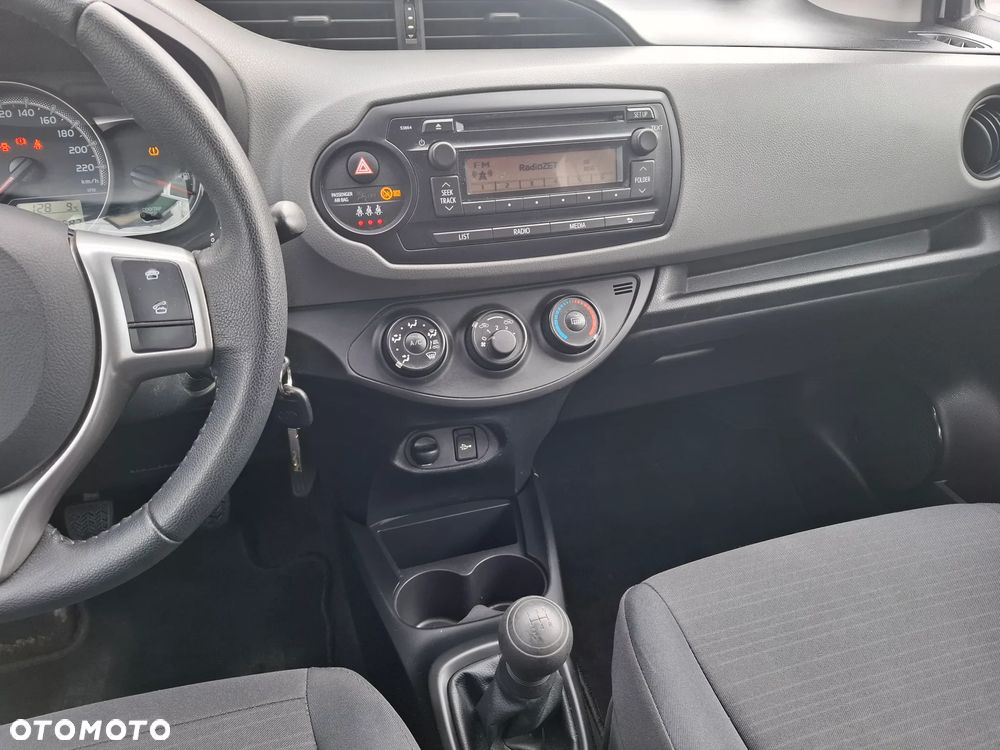 Toyota Yaris - 20